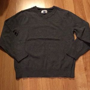 Boys Old Navy v-neck sweater